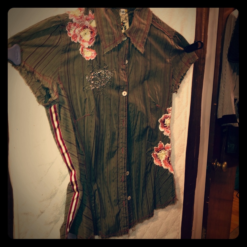 Johnny Was Embroidered button down